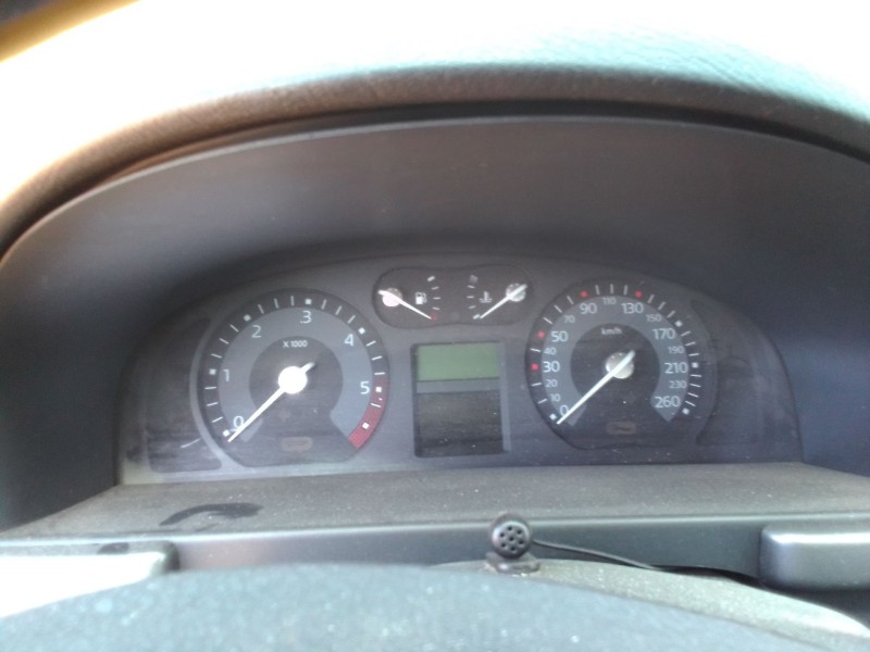 renault laguna ii (bg4w) del año 2005