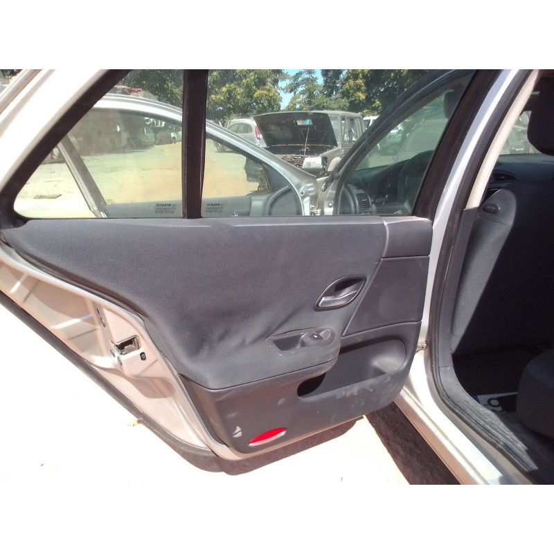 renault laguna ii (bg4w) del año 2005