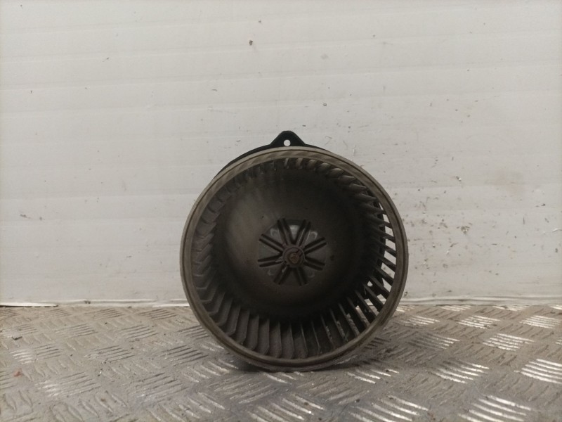 Recambio de ventilador calefaccion para mitsubishi carisma berina 5 (da0) 1.9 turbodiesel referencia OEM IAM   
