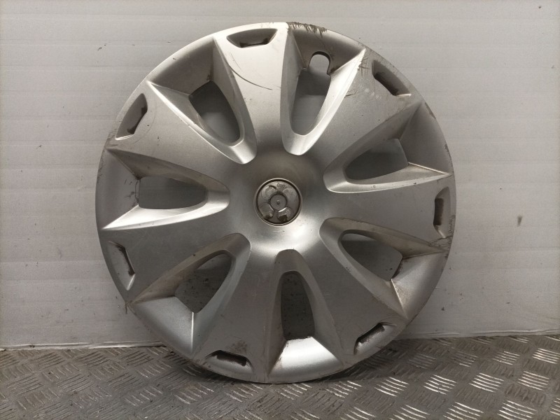 Recambio de tapacubos para ford focus lim. (cb8) referencia OEM IAM AM511000BA  