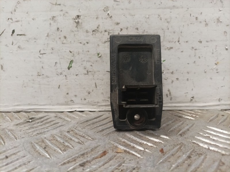 Recambio de resistencia calefaccion para ford fiesta berlina referencia OEM IAM   