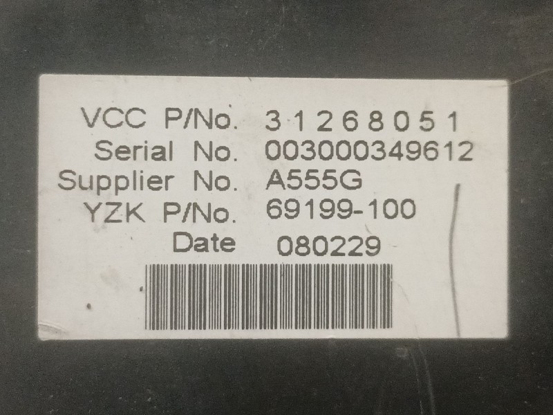 Recambio de pantalla multifuncion para volvo volvo mw75 1997cm3 100 kw volvo mw75 referencia OEM IAM 31268051 003000349612 