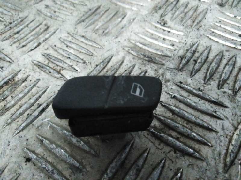 Recambio de mando elevalunas trasero derecho para  referencia OEM IAM   