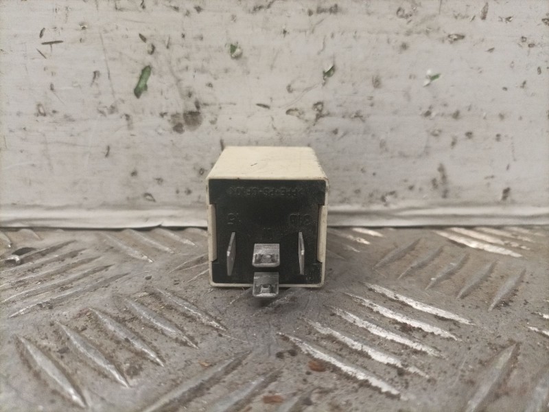 Recambio de rele para opel meriva cosmo referencia OEM IAM 09148312   Recambio de rele para opel meriva cosmo referencia OEM IAM 09148312