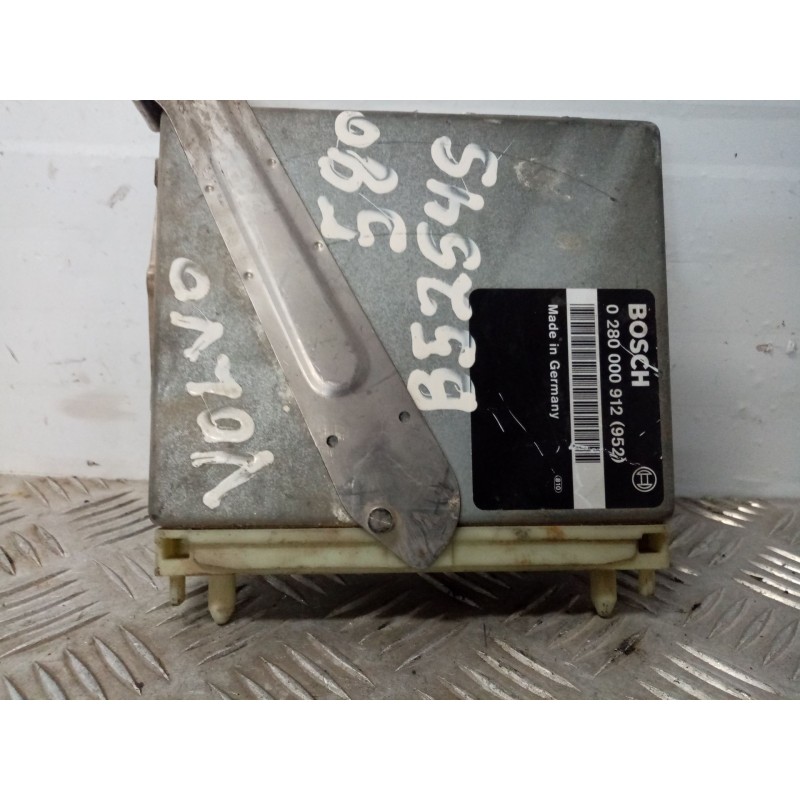 Recambio de centralita motor uce para volvo serie 850 referencia OEM IAM 0280000912  