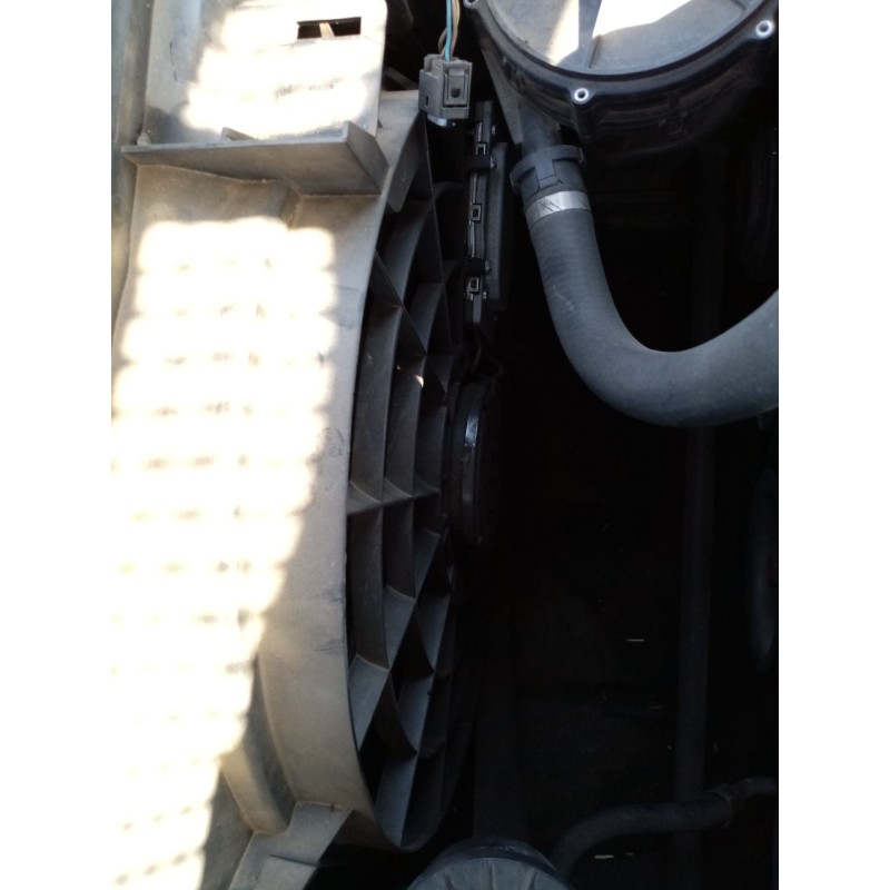 Recambio de electroventilador radiador aire acondicionado para bmw serie 3 berlina (e46) referencia OEM IAM   