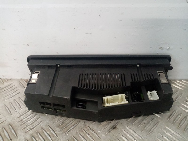Recambio de mando climatizador para bmw serie 3 berlina (e46) referencia OEM IAM 64116902440 5HB00773811 
