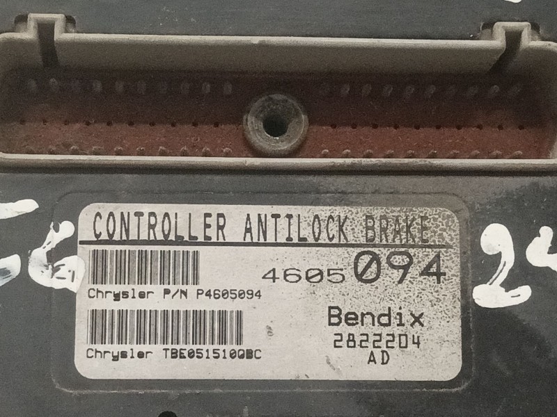 Recambio de centralita abs para chrysler stratus berlina (ja) 2.5 cat referencia OEM IAM 4605094  