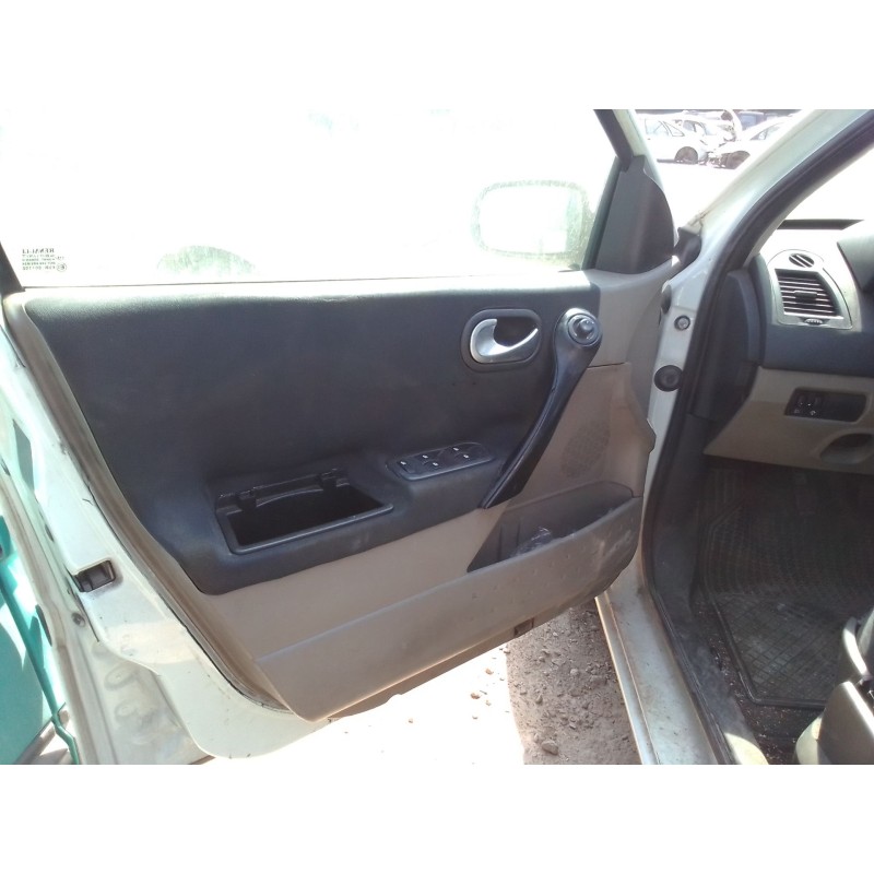 renault megane ii berlina 5p del año 2002