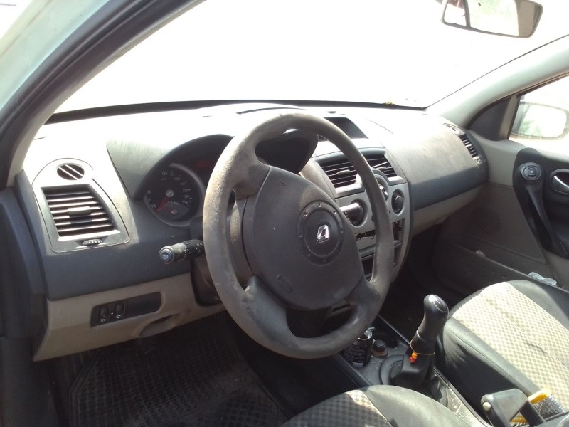 renault megane ii berlina 5p del año 2002