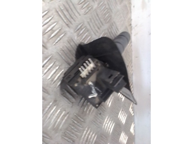 Recambio de mando limpia para iveco daily caja cerrada (1999 =>) 2.3 diesel referencia OEM IAM   