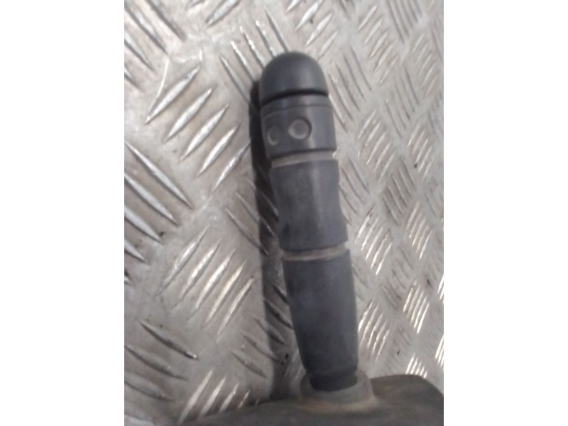 Recambio de mando limpia para iveco daily caja cerrada (1999 =>) 2.3 diesel referencia OEM IAM   