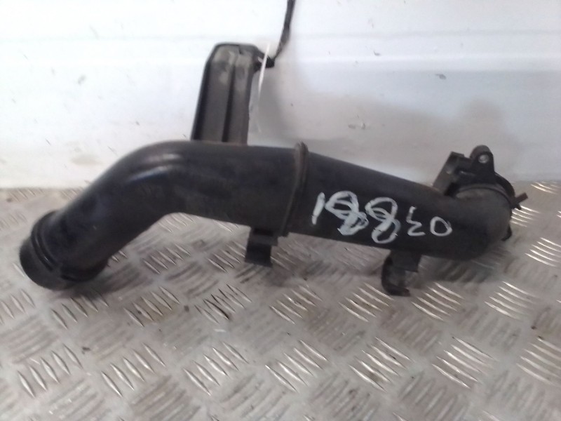 Recambio de tubo intercooler para opel insignia berlina cosmo referencia OEM IAM 13240176 315805007 