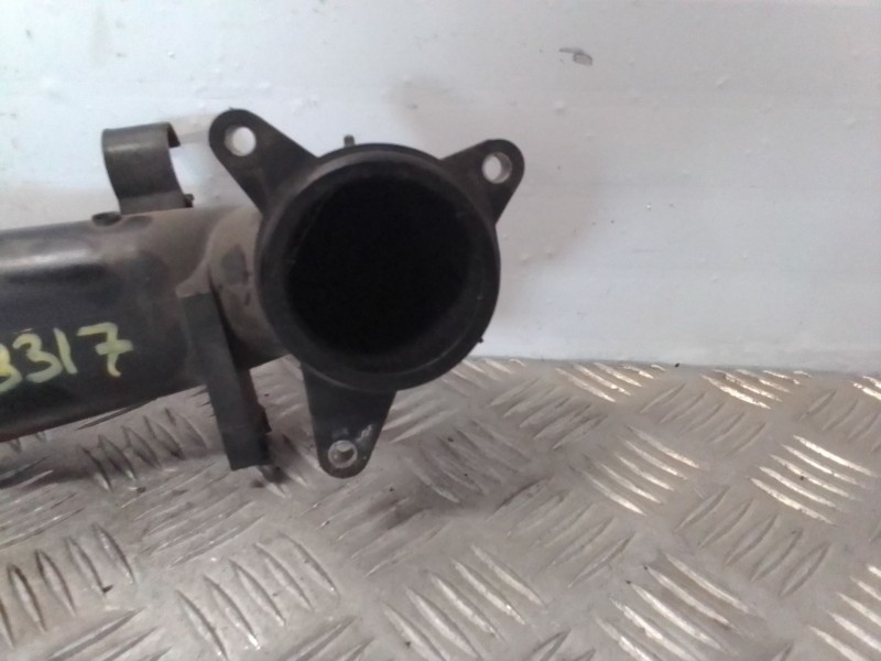 Recambio de tubo intercooler para opel insignia berlina cosmo referencia OEM IAM 13240176 315805007 