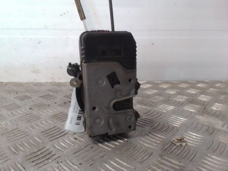 Recambio de cerradura puerta delantera izquierda para opel zafira a referencia OEM IAM 24444015  