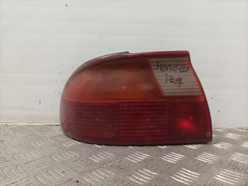 Recambio de piloto trasero izquierdo para ford mondeo berlina/familiar (fd) referencia OEM IAM   