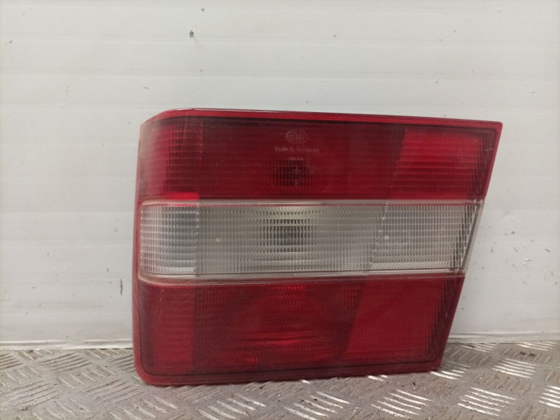 Recambio de piloto trasero derecho para volvo serie 940 berlina/familiar referencia OEM IAM   