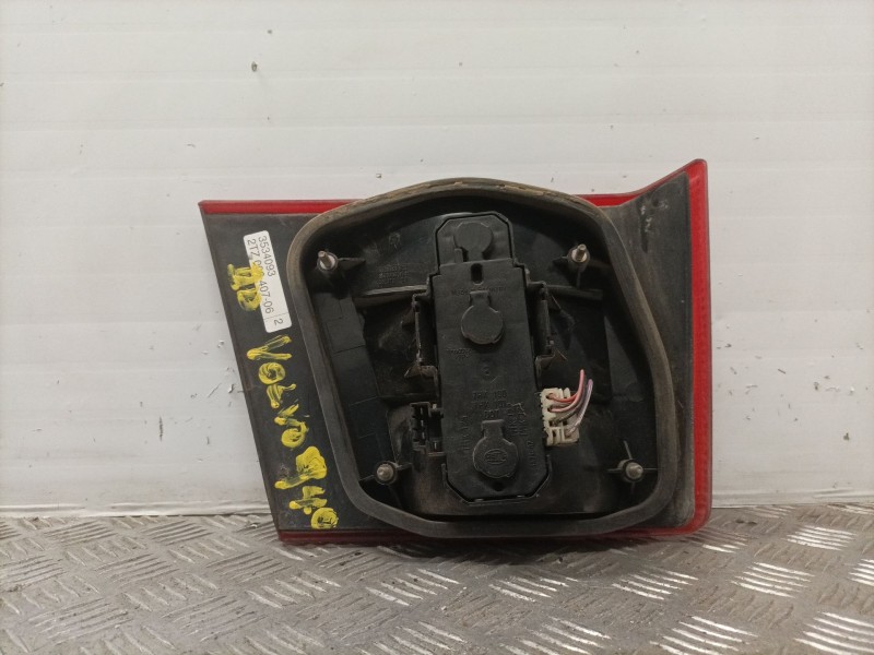 Recambio de piloto trasero derecho para volvo serie 940 berlina/familiar referencia OEM IAM   