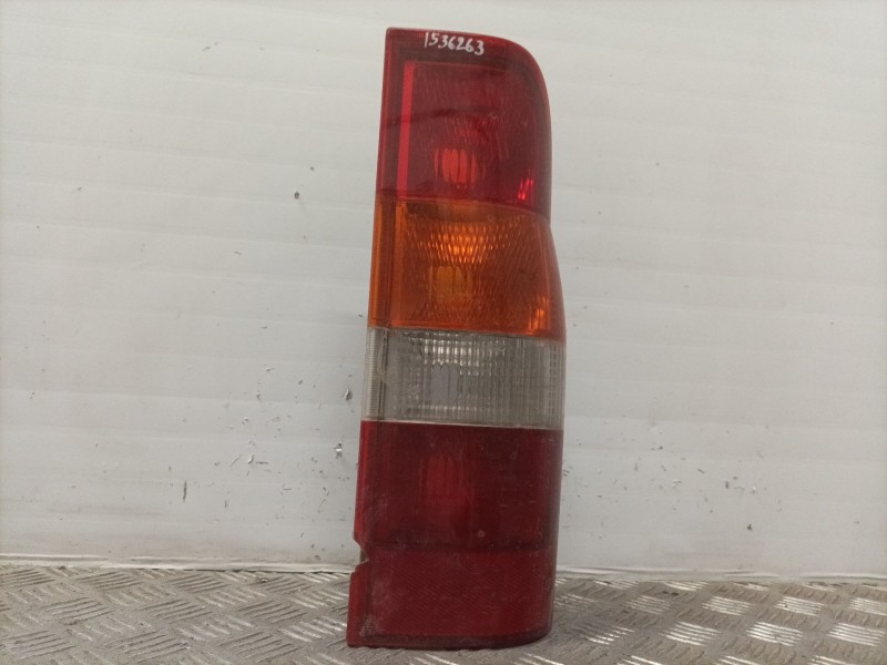 Recambio de piloto trasero derecho para ford transit bus 1995 referencia OEM IAM   