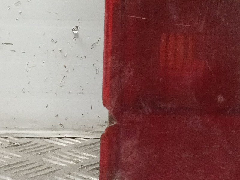 Recambio de piloto trasero derecho para ford transit bus 1995 referencia OEM IAM   