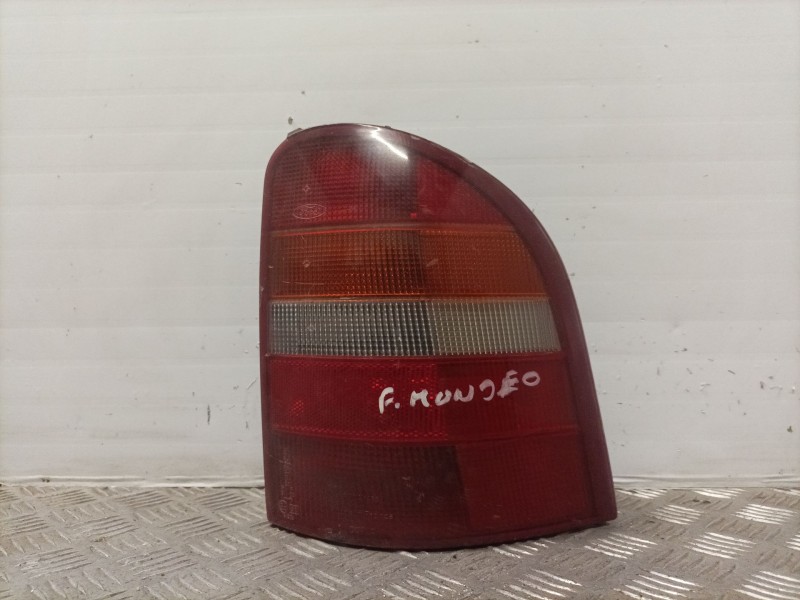 Recambio de piloto trasero derecho para ford mondeo familiar (gd) referencia OEM IAM   