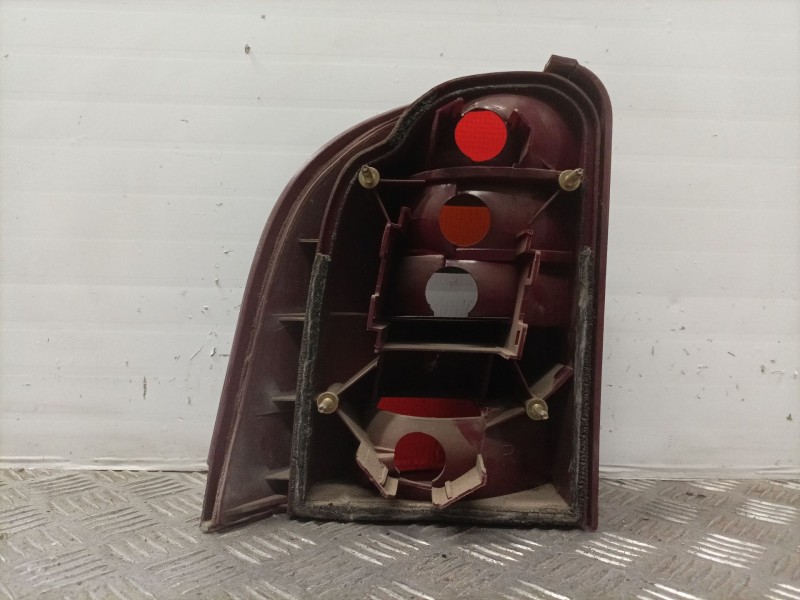 Recambio de piloto trasero derecho para ford mondeo familiar (gd) referencia OEM IAM   