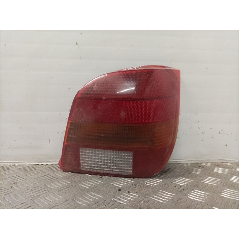 Recambio de piloto trasero derecho para ford fiesta berl./courier referencia OEM IAM   