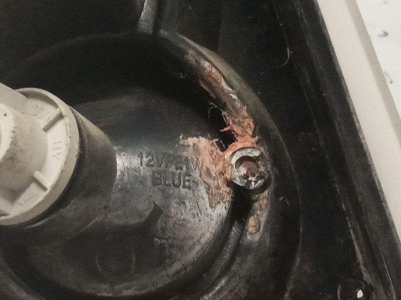 Recambio de piloto trasero derecho para ford fiesta berl./courier referencia OEM IAM   