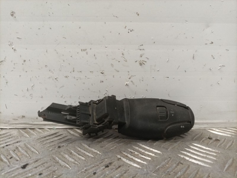 Recambio de mando control radio para peugeot partner kasten confort l1 referencia OEM IAM 9641796480  