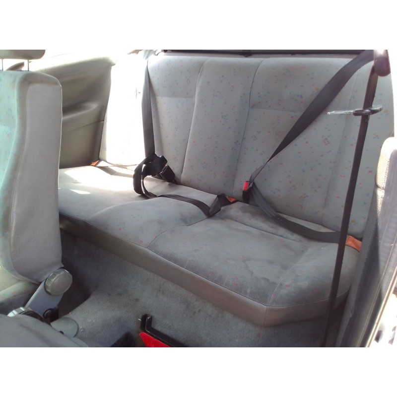 volkswagen polo berlina (6n1) del año 1994