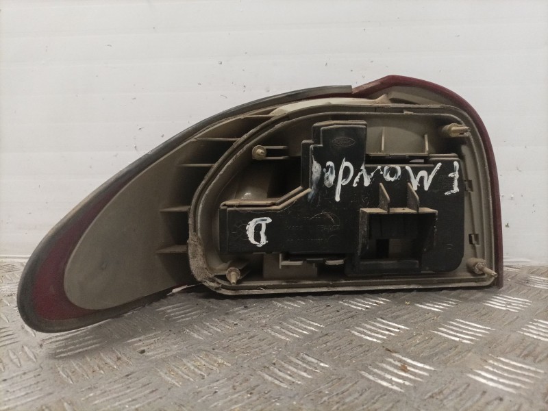 Recambio de piloto trasero derecho para ford mondeo berlina/familiar (fd) referencia OEM IAM   