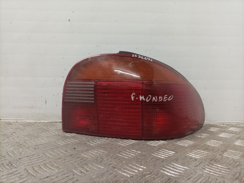 Recambio de piloto trasero derecho para ford mondeo berlina/familiar (fd) referencia OEM IAM   