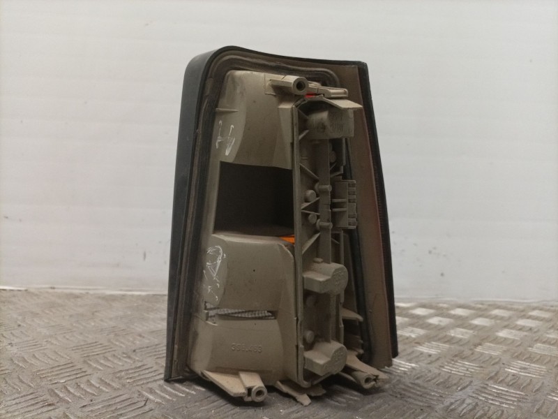 Recambio de piloto trasero izquierdo para opel kadett e 1.7 diesel referencia OEM IAM   