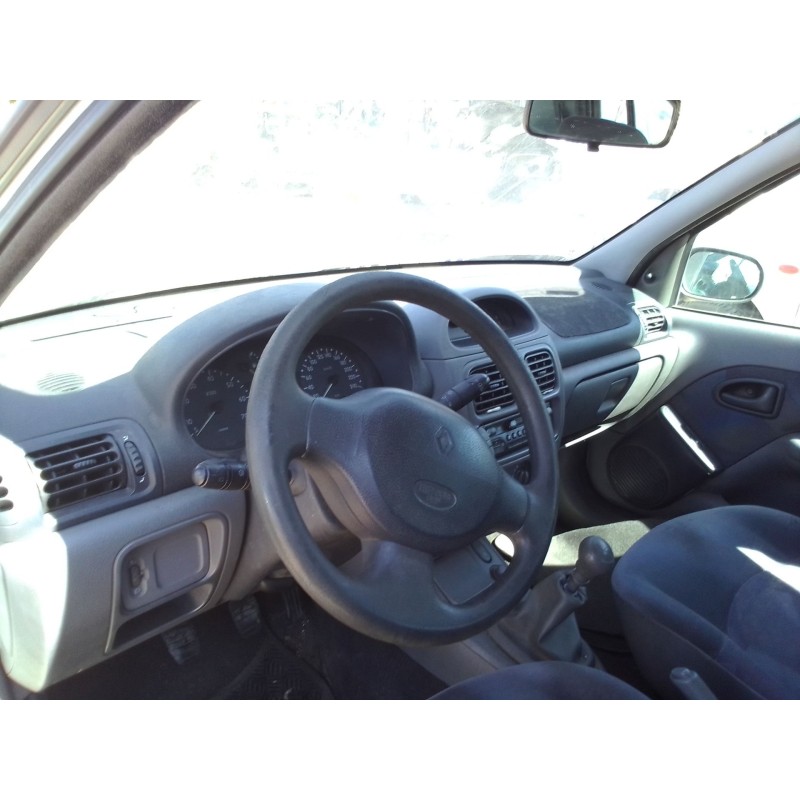renault clio ii fase i (b/cbo) del año 1998