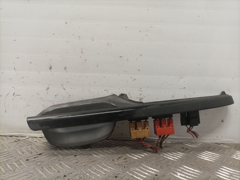 Recambio de mando elevalunas delantero derecho para seat ibiza 1.4 hit referencia OEM IAM 6K0867171B  