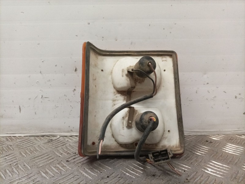 Recambio de piloto trasero derecho para sin especificar ebro 275 referencia OEM IAM   