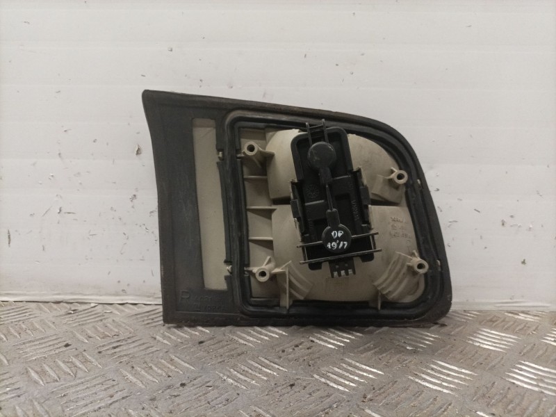 Recambio de piloto trasero derecho para opel omega b referencia OEM IAM   