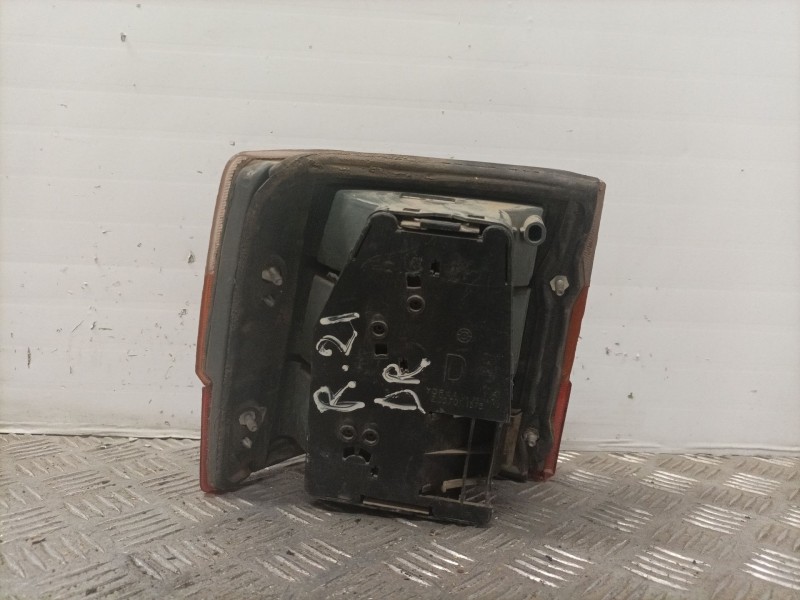 Recambio de piloto trasero derecho para renault 11 referencia OEM IAM   