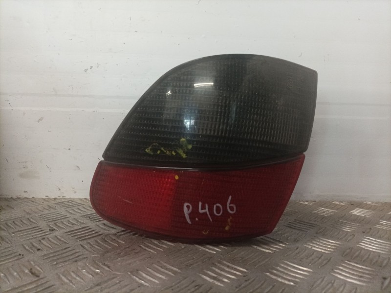 Recambio de piloto trasero derecho para peugeot 406 break (s1/s2) referencia OEM IAM   