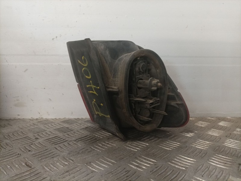 Recambio de piloto trasero derecho para peugeot 406 break (s1/s2) referencia OEM IAM   