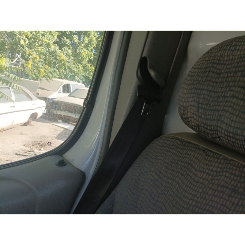 Recambio de cinturon seguridad delantero derecho para renault trafic passenger combi 6 27 c.normal 2.5dci 150 referencia OEM IAM