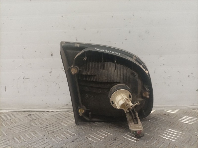 Recambio de piloto trasero derecho para daewoo lanos referencia OEM IAM   