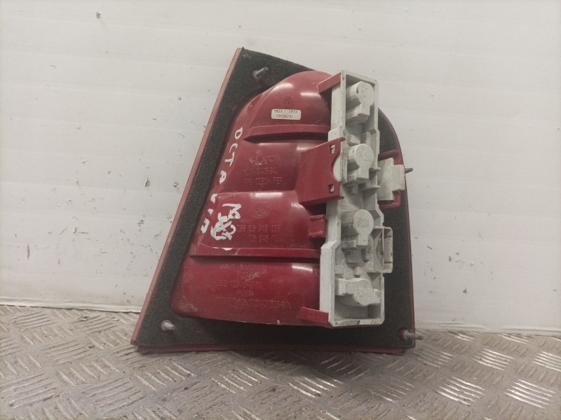 Recambio de piloto trasero izquierdo para skoda octavia berlina (1u2) referencia OEM IAM   