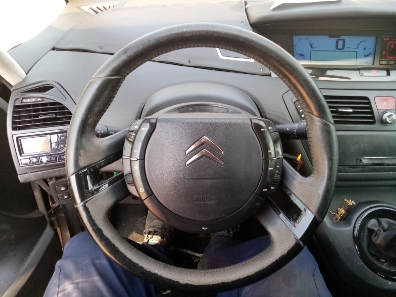 Recambio de volante para citroen c4 picasso referencia OEM IAM   