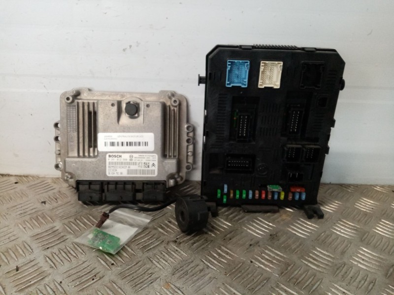 Recambio de kit inmovilizador para citroen c4 picasso referencia OEM IAM 9663510180 02812980 