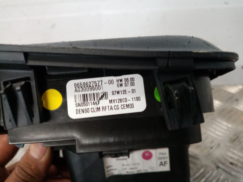 Recambio de mando climatizador para citroen c4 picasso referencia OEM IAM 9659627577  