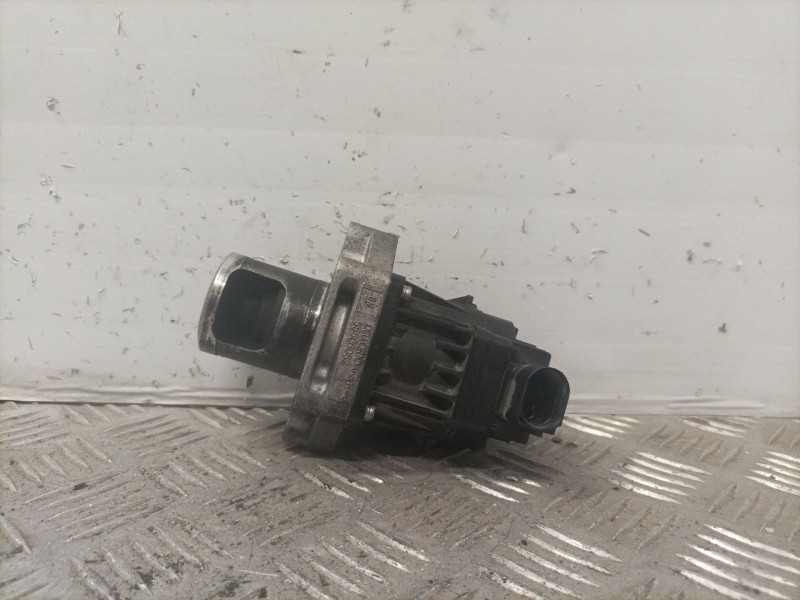 Recambio de valvula egr para opel insignia berlina cosmo referencia OEM IAM 55566052 724809780 6NU014864731