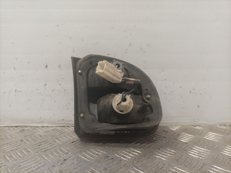 Recambio de piloto trasero derecho para daewoo lanos referencia OEM IAM   