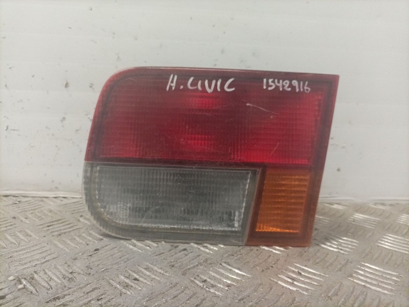 Recambio de piloto trasero derecho para honda civic coupe (ej6/8) referencia OEM IAM    Recambio de piloto trasero derecho para honda civic coupe (ej6/8) referencia OEM IAM
