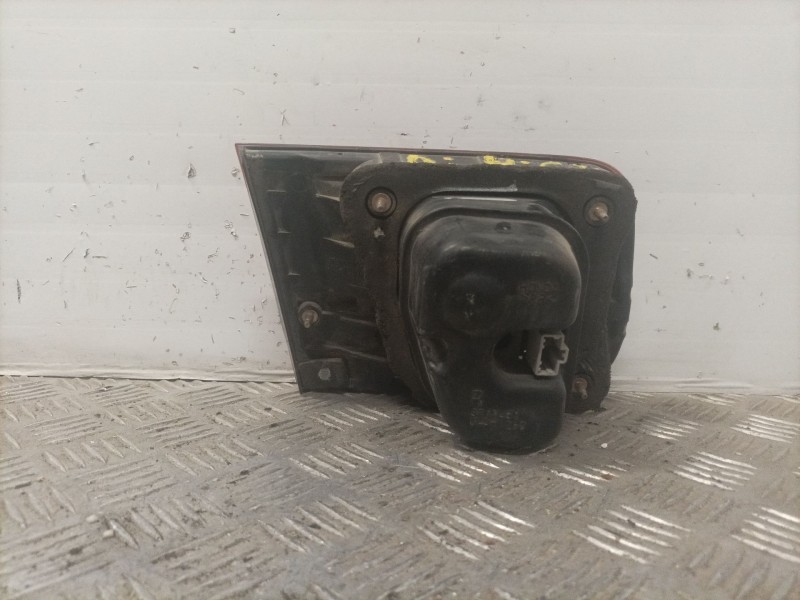 Recambio de piloto trasero derecho para honda civic coupe (ej6/8) referencia OEM IAM    Recambio de piloto trasero derecho para honda civic coupe (ej6/8) referencia OEM IAM